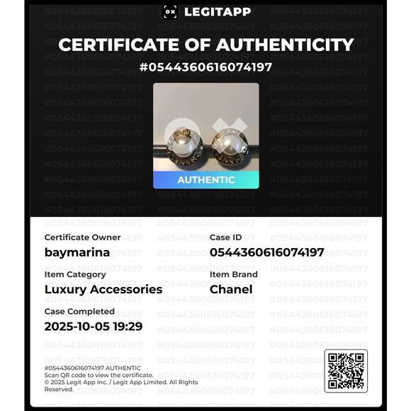 US BASED Authentic Vintage CHANEL Clip On Pearl & Gold Tone Earrings w Dust Bag - Picture 10 of 10